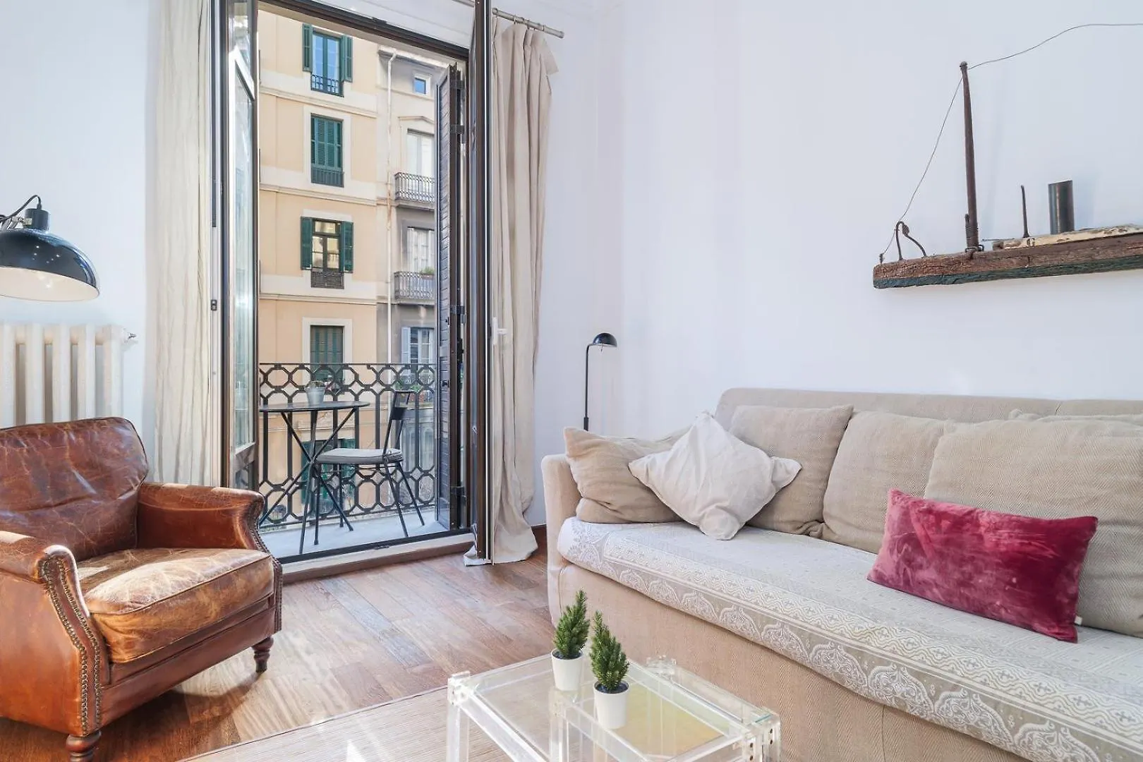 Guestready - Central Barcelona Getaway דירה